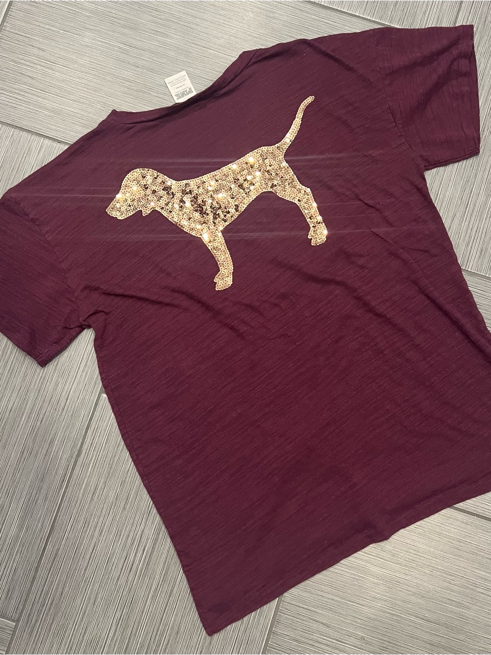 Victoria secret PINK Sequins gold Dog Silhouette T-Shirt - Burgundy